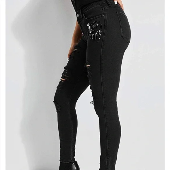Guess Women’s Embellished Sexy Curve Skinny Jeans - Picture 3 of 8